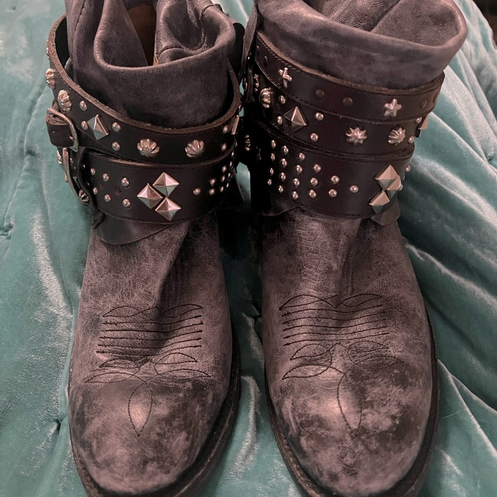 Old Gringo booties